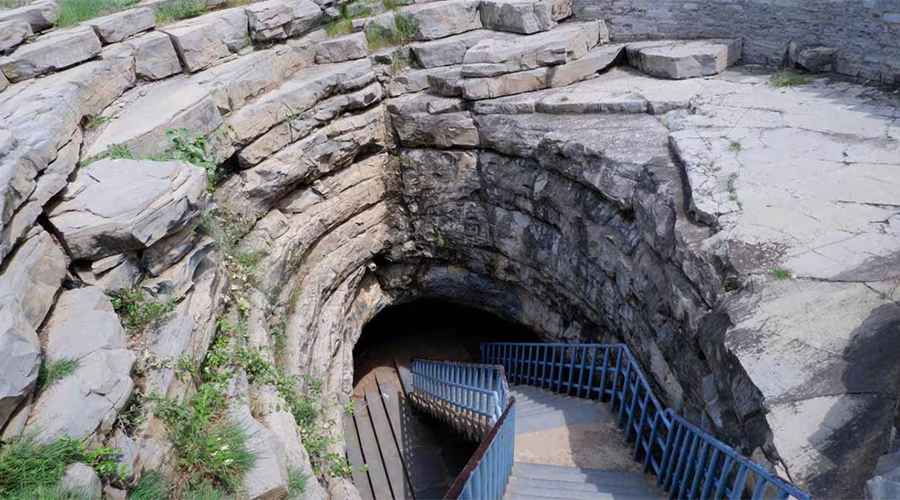 Guna Caves