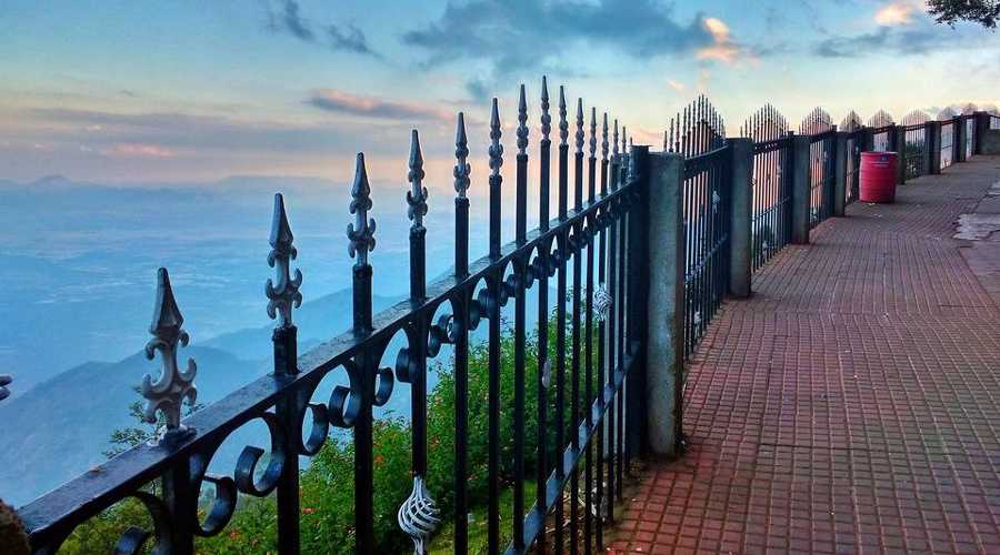 How to Best Experience Coaker’s Walk at Sunrise or Sunset