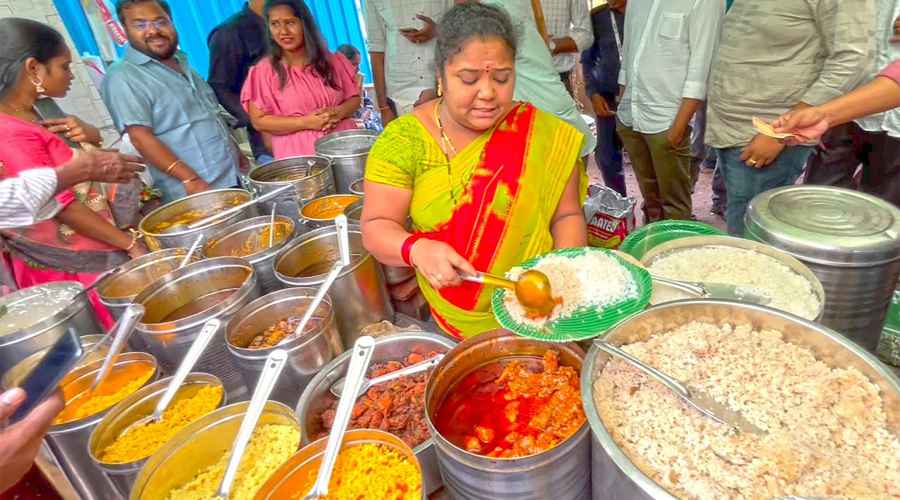 Kumari Aunty Food Stall Hyderabad