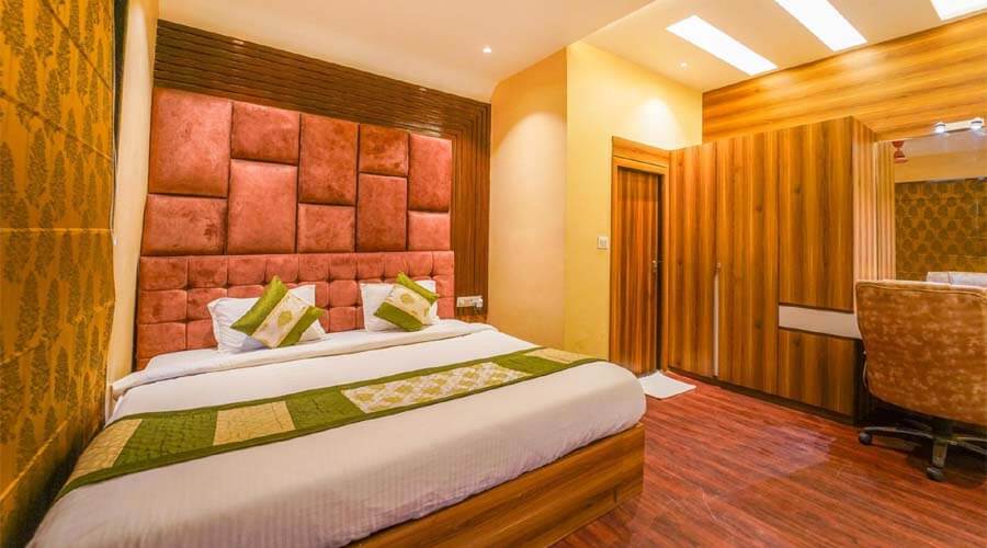 Best Hotels in Varanasi Near Assi Ghat