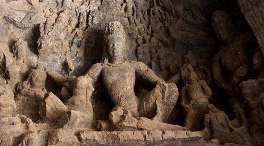 Elephanta Caves: Mumbai’s UNESCO World Heritage Site and Shiva Temples