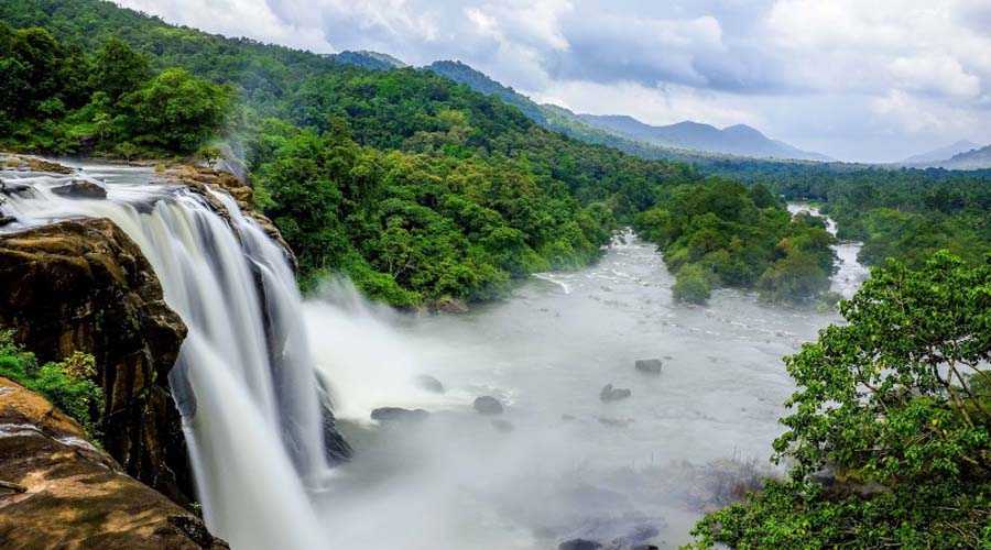 Top 10 Best Places to Visit in Valparai