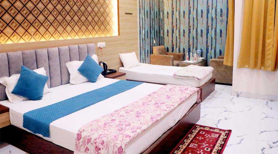 Family Hotels in Ayodhya Near Ram Mandir