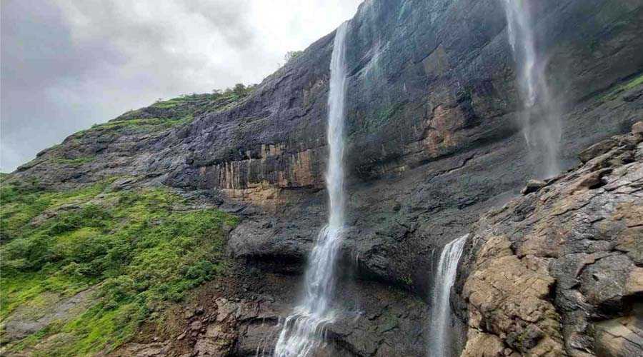 Top Photography Spots at Lonavala Lake Waterfall