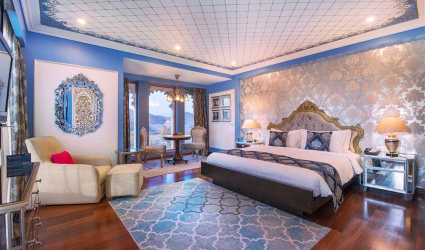 Radisson Blu Udaipur Palace Resort and Spa